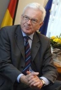 Hans-Gert Pöttering